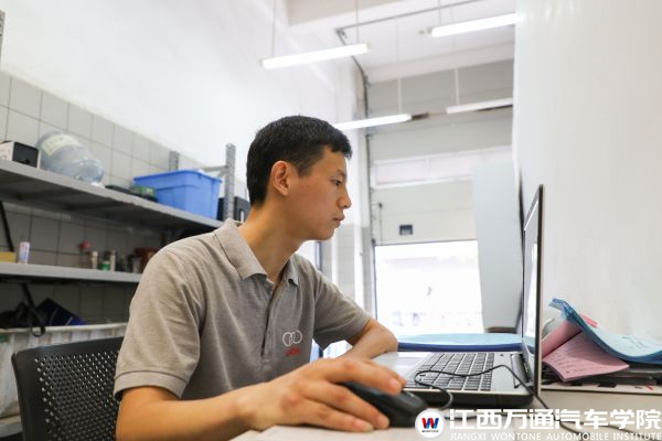 陈牛林6_compressed.jpg