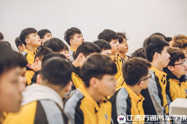 2-18广汇企业宣讲 (2)_compressed.jpg