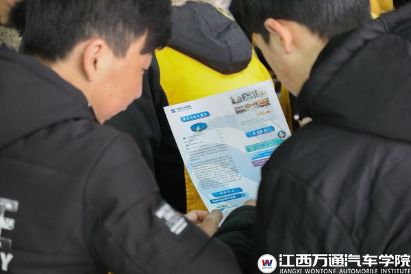 2-18大地保险宣讲 (7)_compressed.jpg