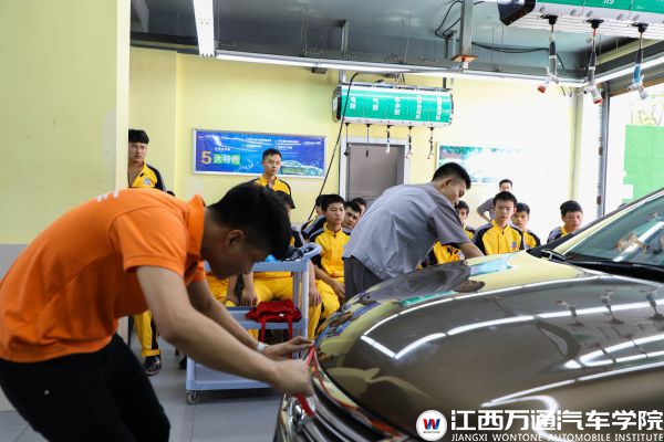 7-12橘子养车进校 (4)_compressed.jpg