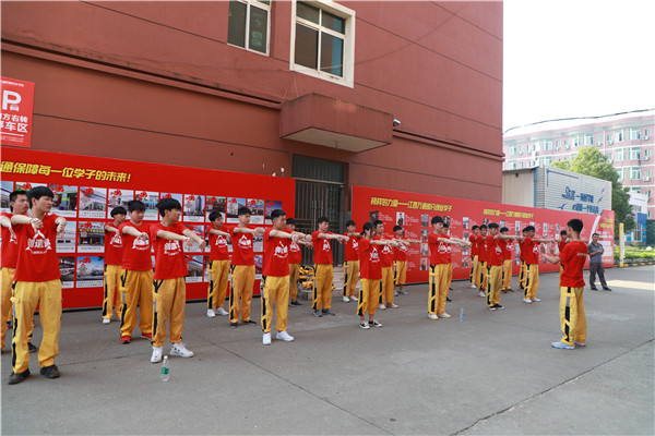 5-23灯光演示_wps图片_副本.jpg